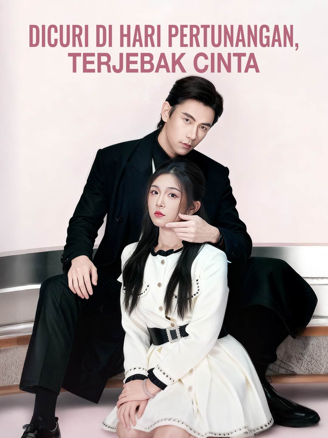 Dicuri di Hari Pertunangan, Terjebak Cinta